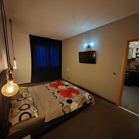 Biaparthotel Бухарест Екстер'єр фото
