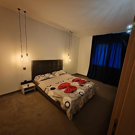 Biaparthotel Бухарест Екстер'єр фото